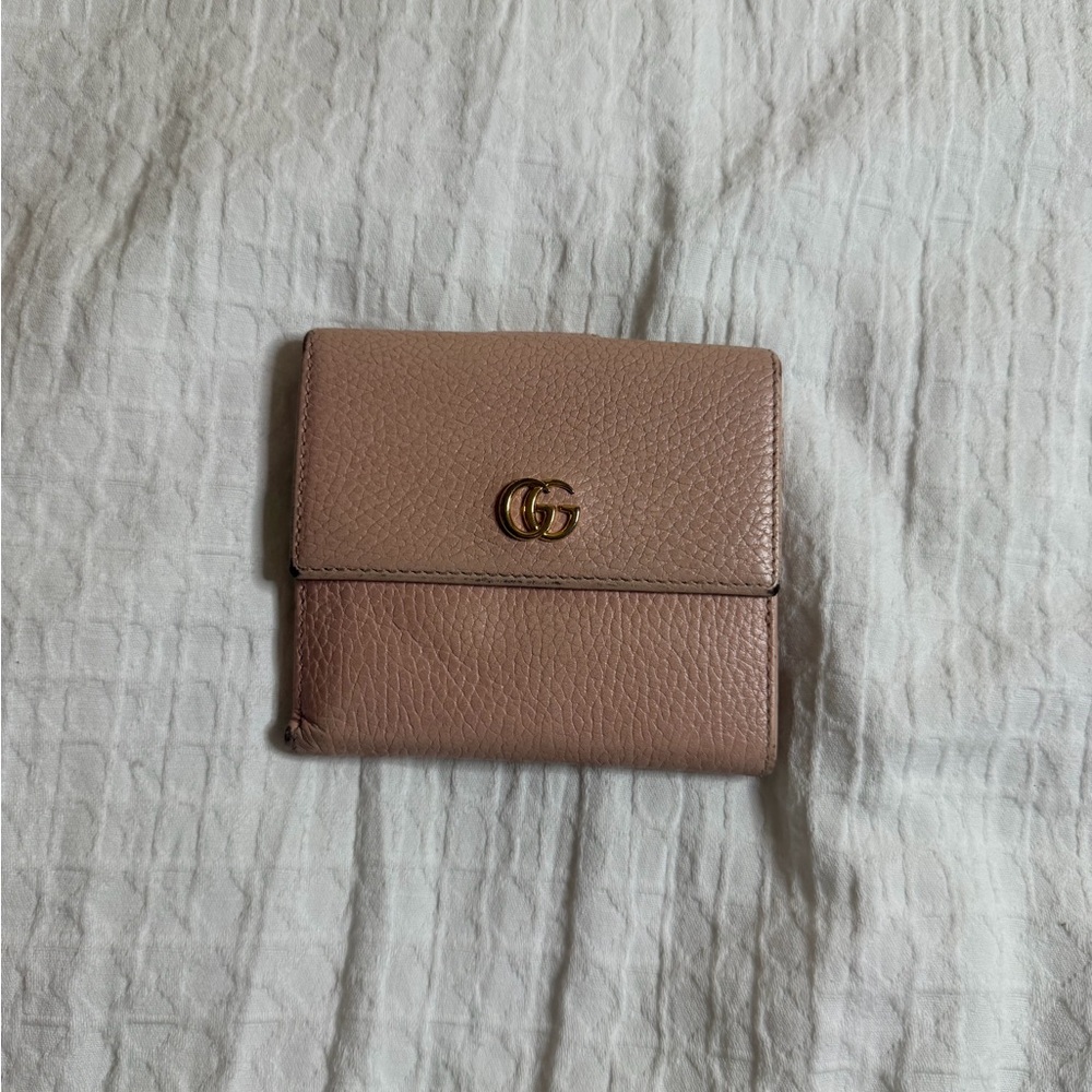 Gucci GG Marmont Bifold Wallet Pink